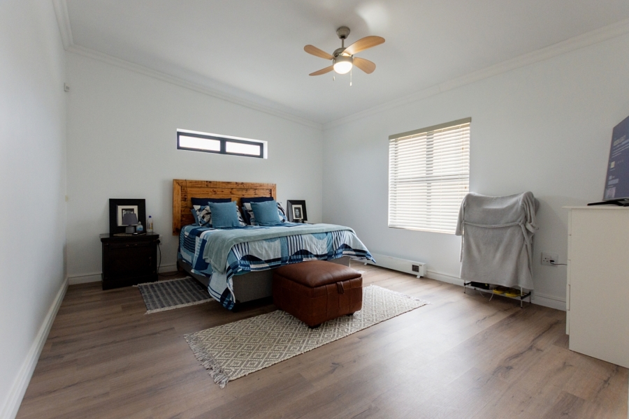 3 Bedroom Property for Sale in Britannia Bay Western Cape